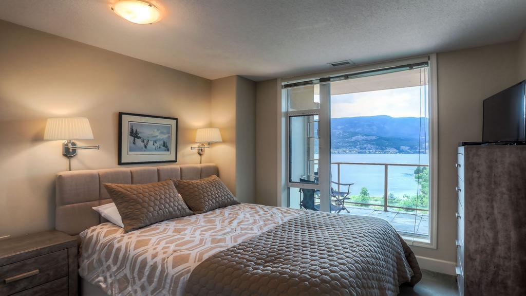 Sunset Waterfront Resort By Kelownacondorentals Экстерьер фото